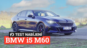 BMW i5 M60 – test nabíjení