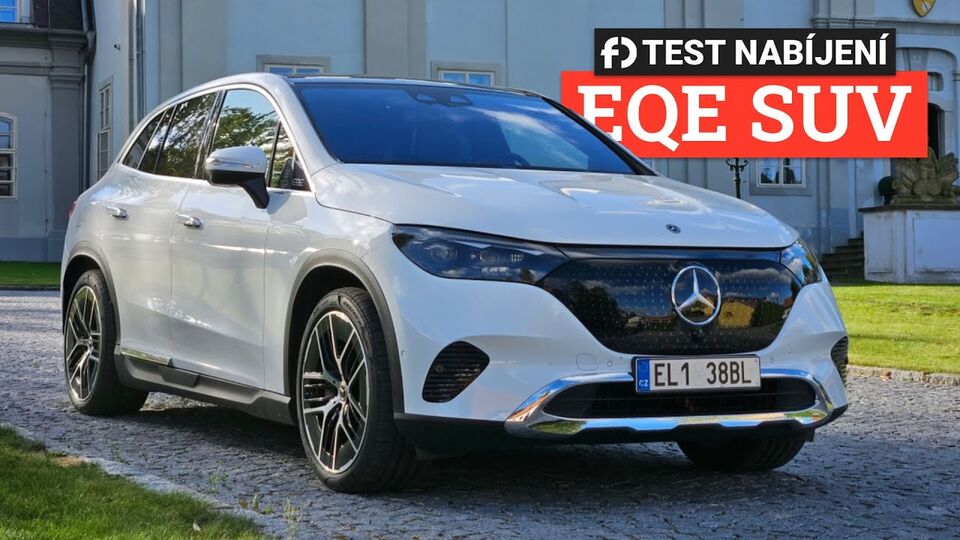Jak rychle se umí nabít Mercedes EQE SUV?