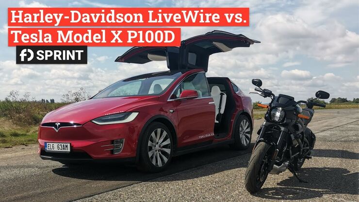 Sprint Tesla Model X P100D vs Harley-Davidson LiveWire