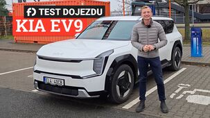 Mastodont v zimě na dálnici. Kolik na ní ujede KIA EV9?