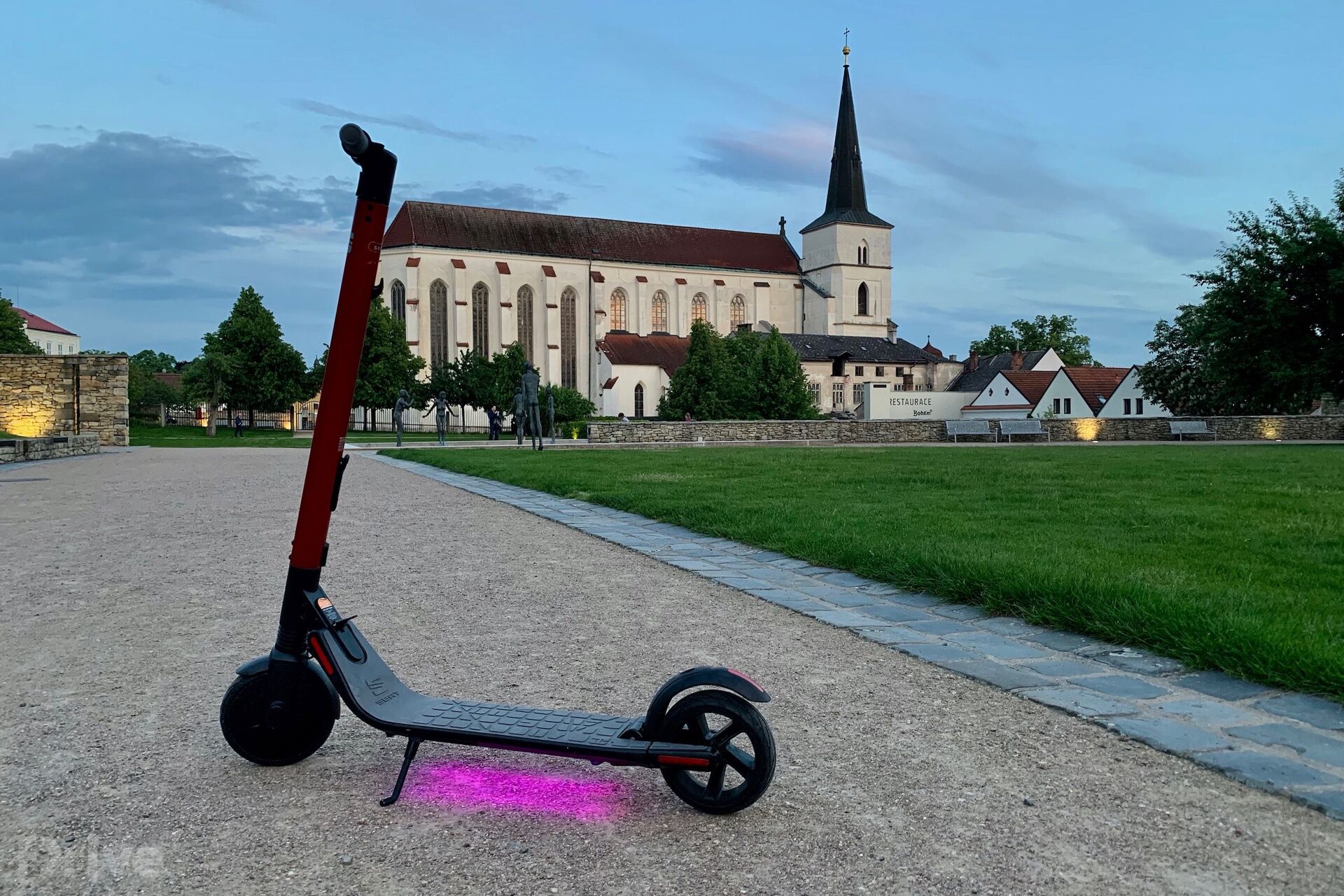 SEAT eXS KickScooter