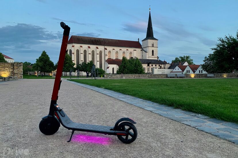 SEAT eXS KickScooter