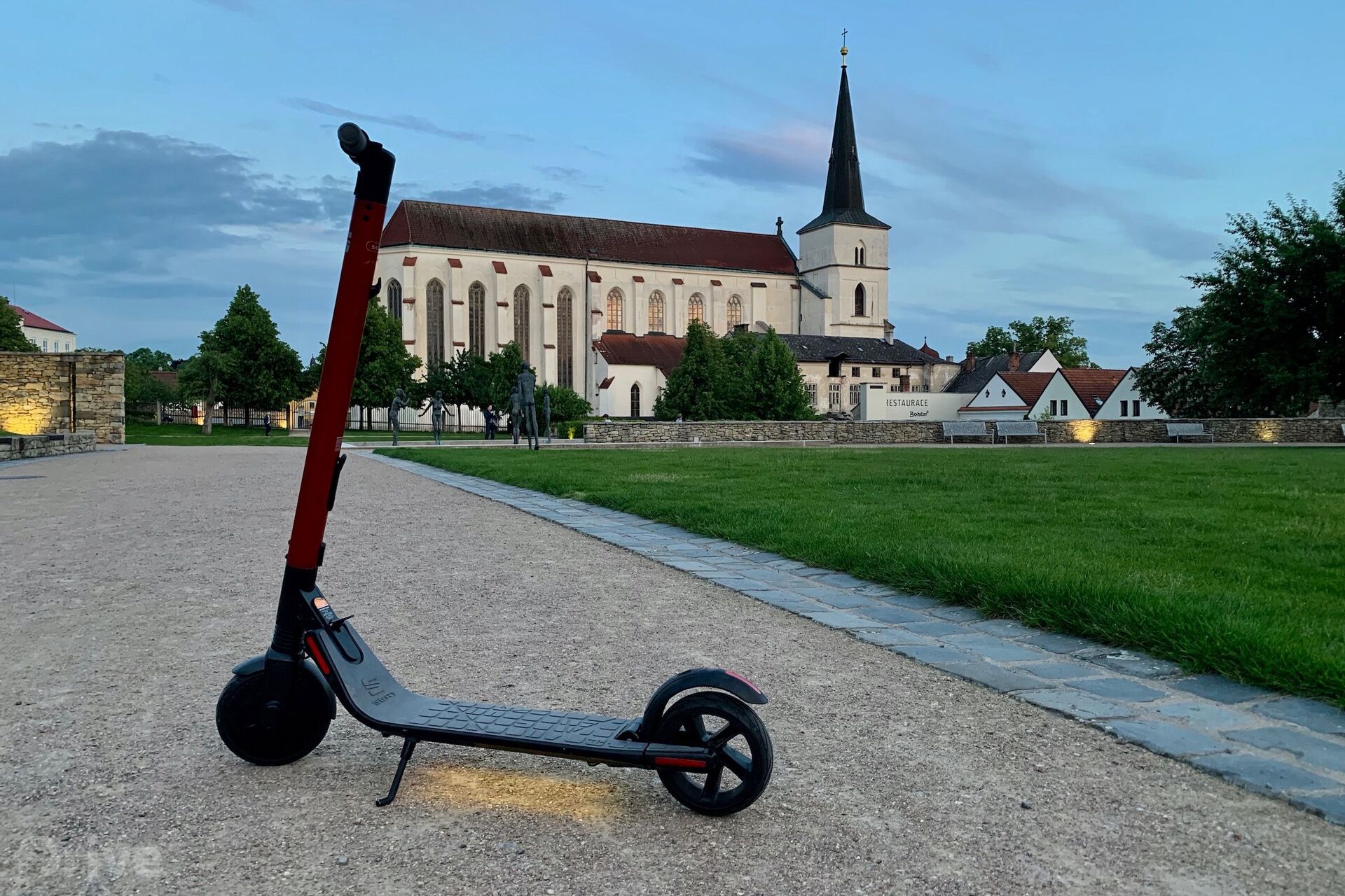 SEAT eXS KickScooter