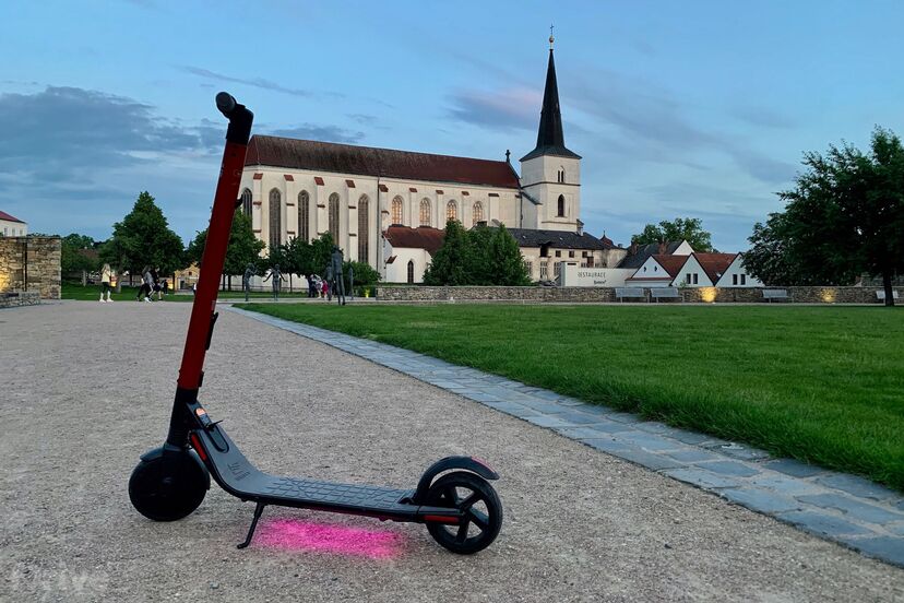 SEAT eXS KickScooter