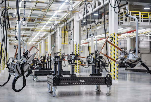 Škoda Auto - centrální pilotní hala