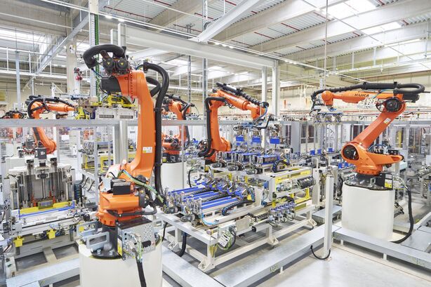 Škoda Auto nová baterkárna MB