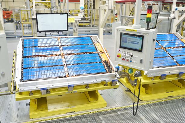 Škoda Auto nová baterkárna MB