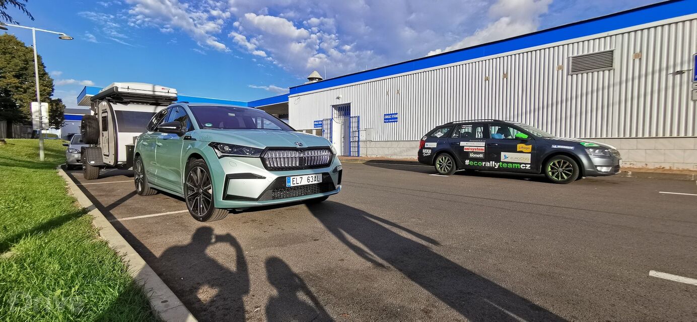 Škoda Enyaq iV 80 a karavan Hero Camper