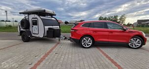 Škoda Enyaq iV 80x a karavan Hero Camper