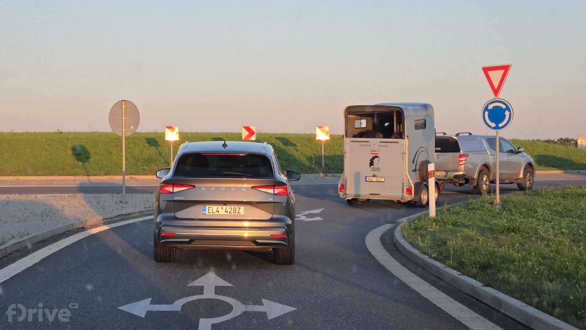 Škoda Enyaq Tesla Model Y