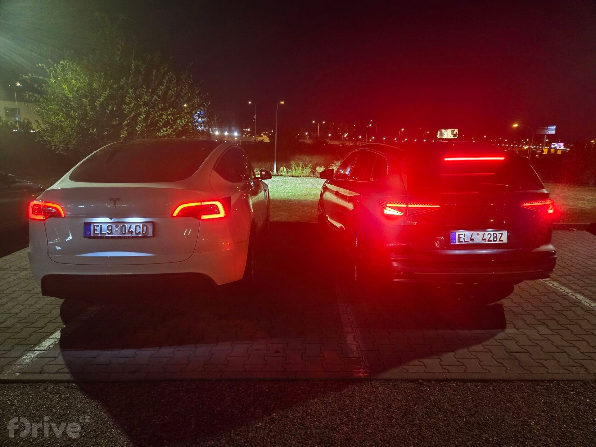 Škoda Enyaq Tesla Model Y