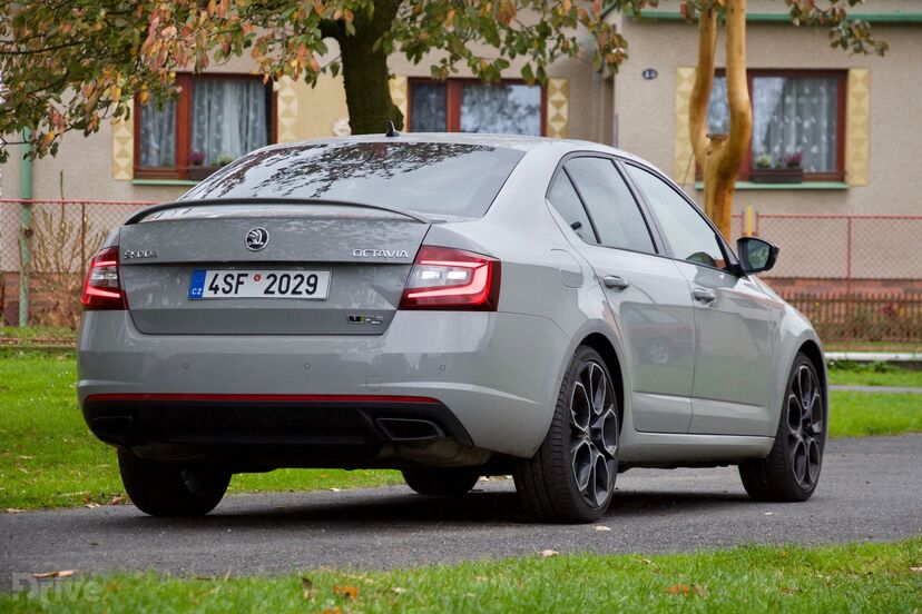 Škoda Octavia RS 245 (2017)