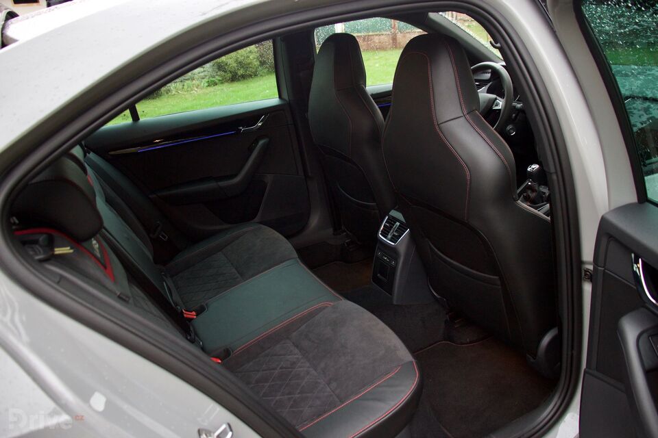 Škoda Octavia RS 245 (2017)