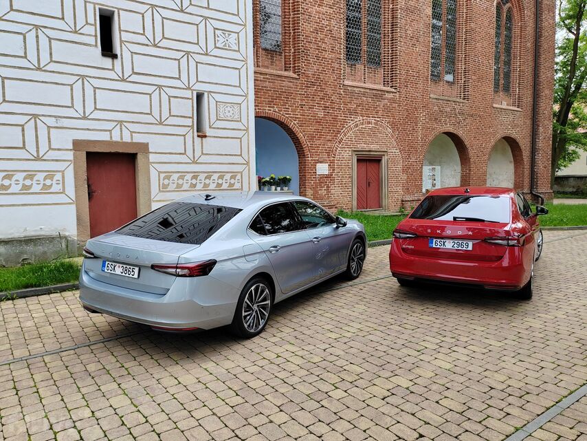 Škoda Superb (2023)