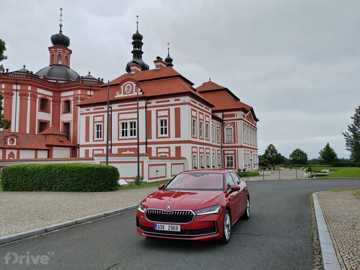 Škoda Superb (2023)