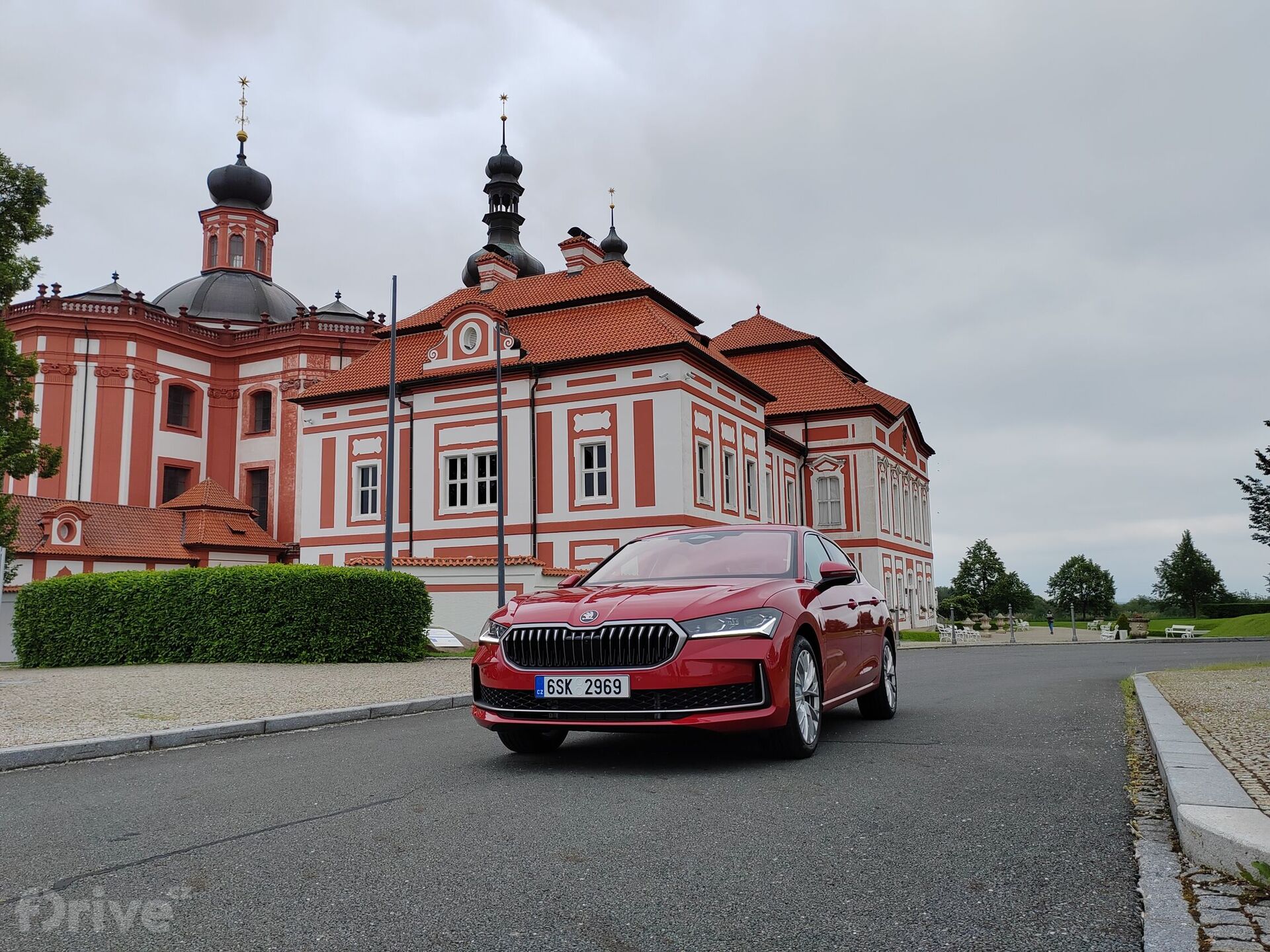 Škoda Superb (2023)