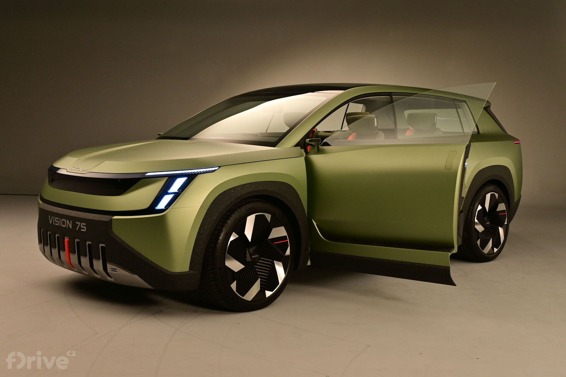 Škoda Vision 7S