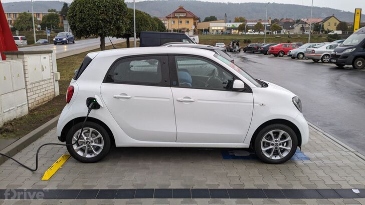 Smart EQ forfour z bazaru AAA Auto