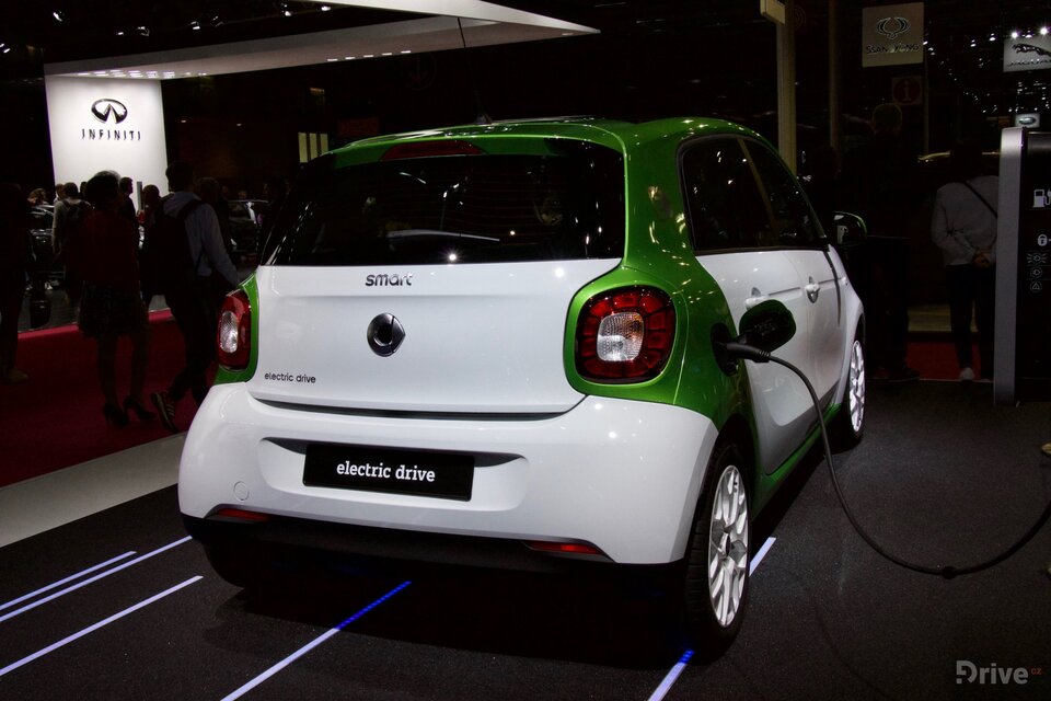 Smart forfour (2016)