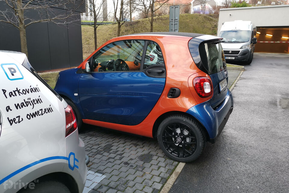 smart fortwo (2016)