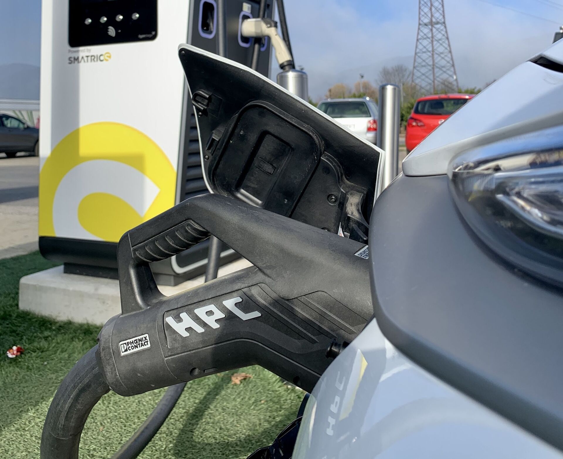 Spolehlivé nabíjení s HPC konektory Phoenix Contact