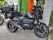Sraz elektromotorek