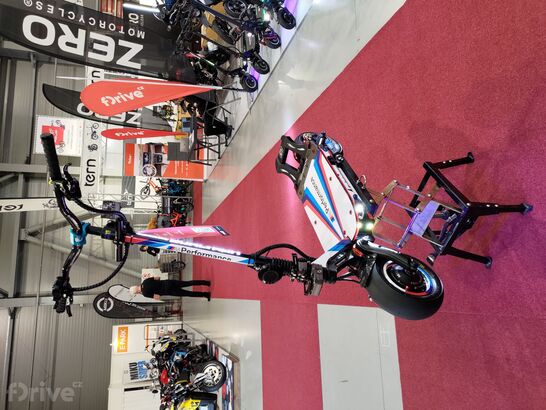 Stánek fDrive.cz na E-Salonu 2022