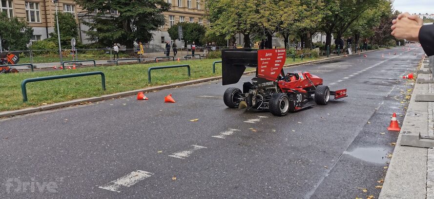 Studentská formule FS.13 týmu CTU CarTech
