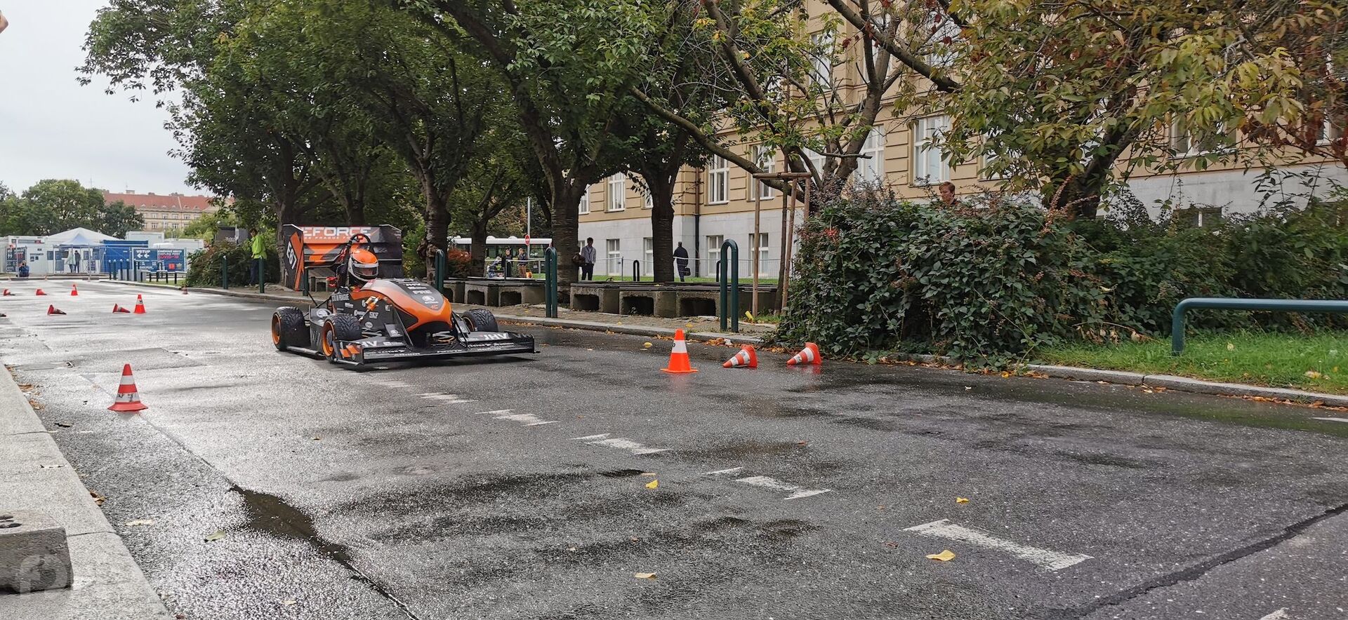 Studentská formule FSE.X týmu eForce