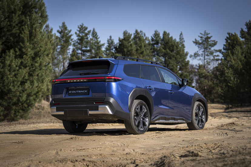 Subaru  E-Outback (2025)