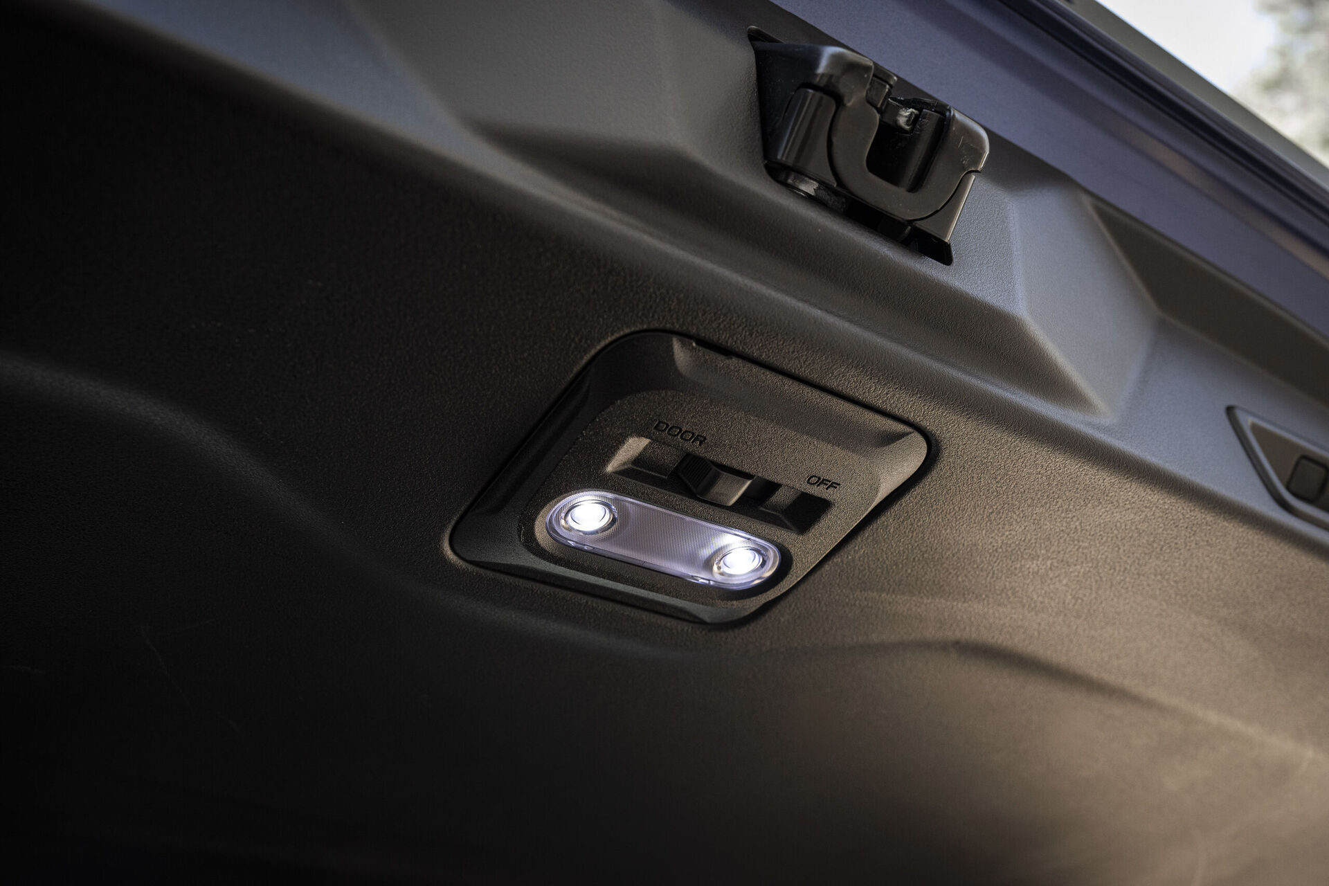 Subaru  E-Outback (2025)