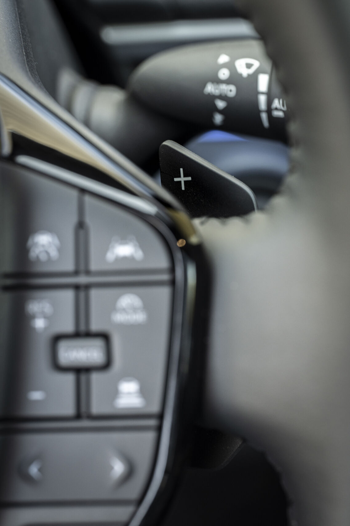 Subaru  E-Outback (2025)