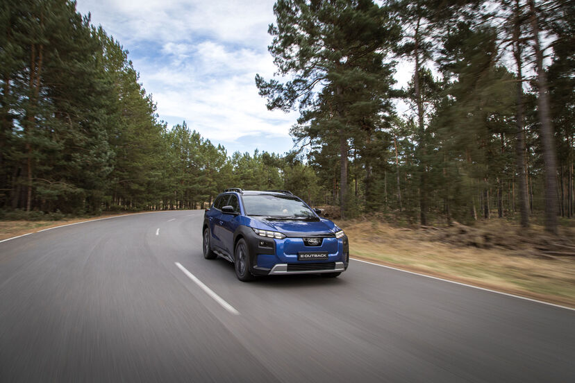 Subaru  E-Outback (2025)