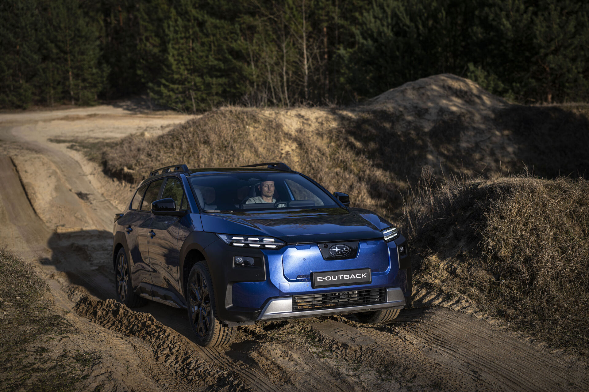 Subaru  E-Outback (2025)