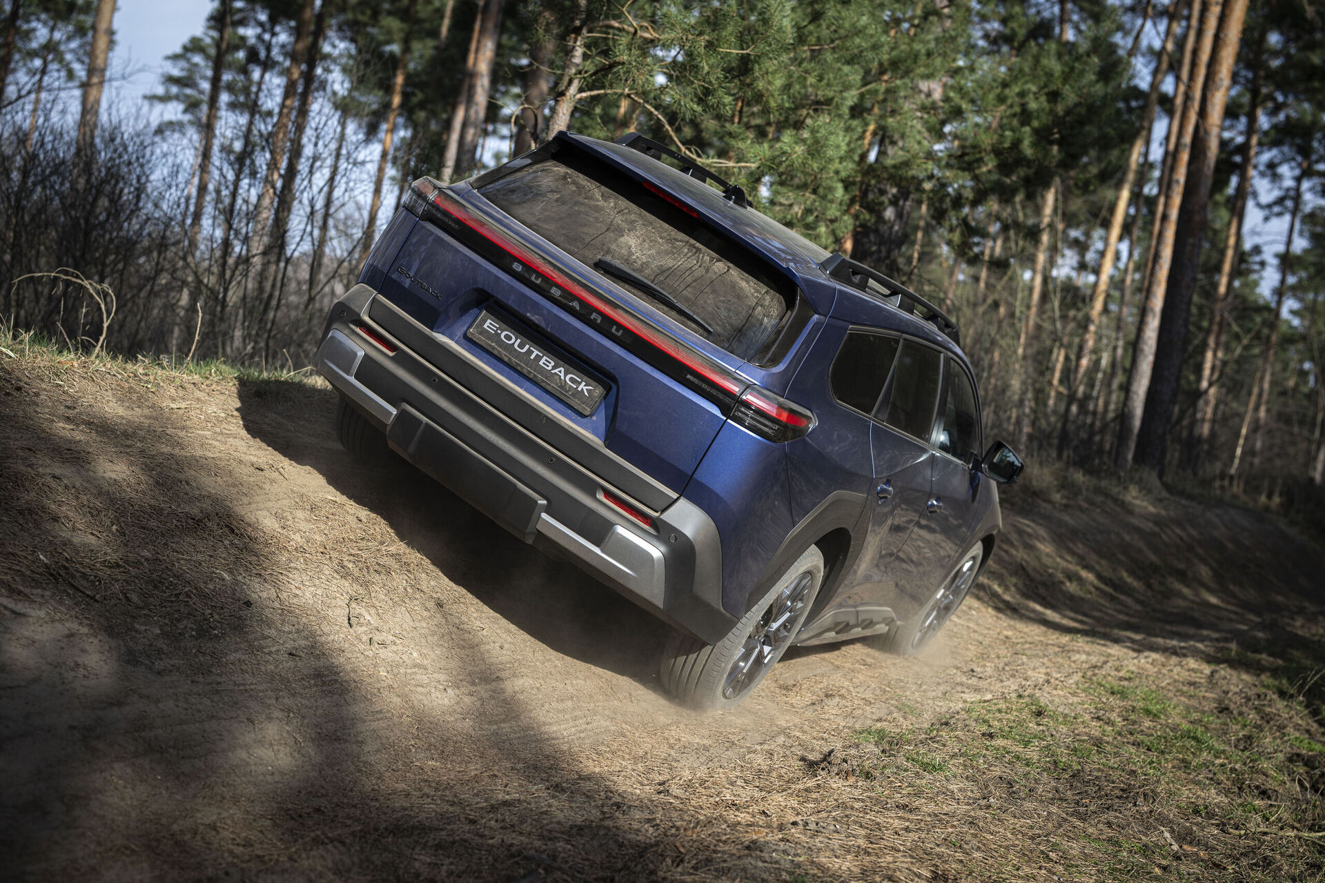 Subaru  E-Outback (2025)