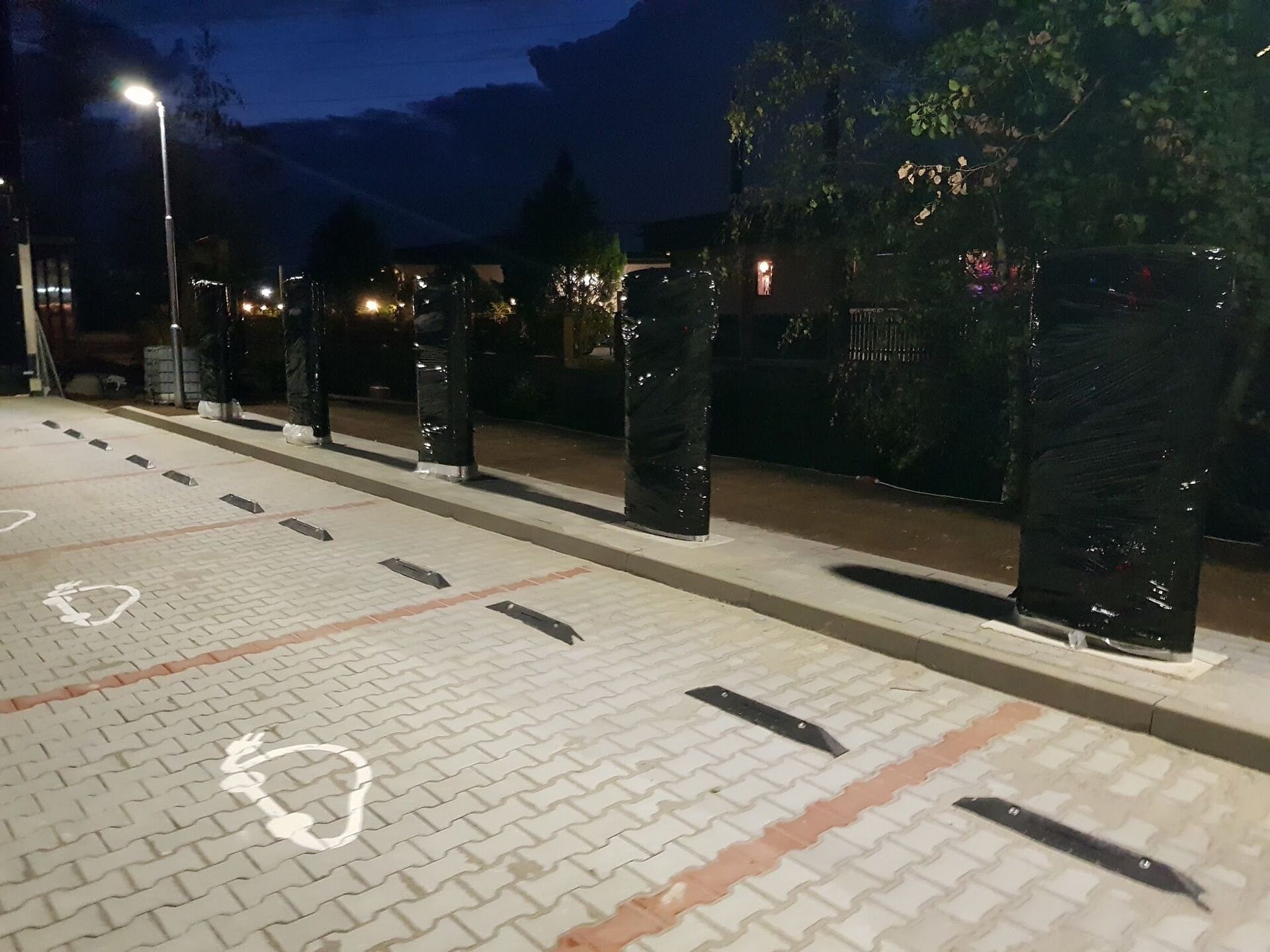 Supercharger u Prahy