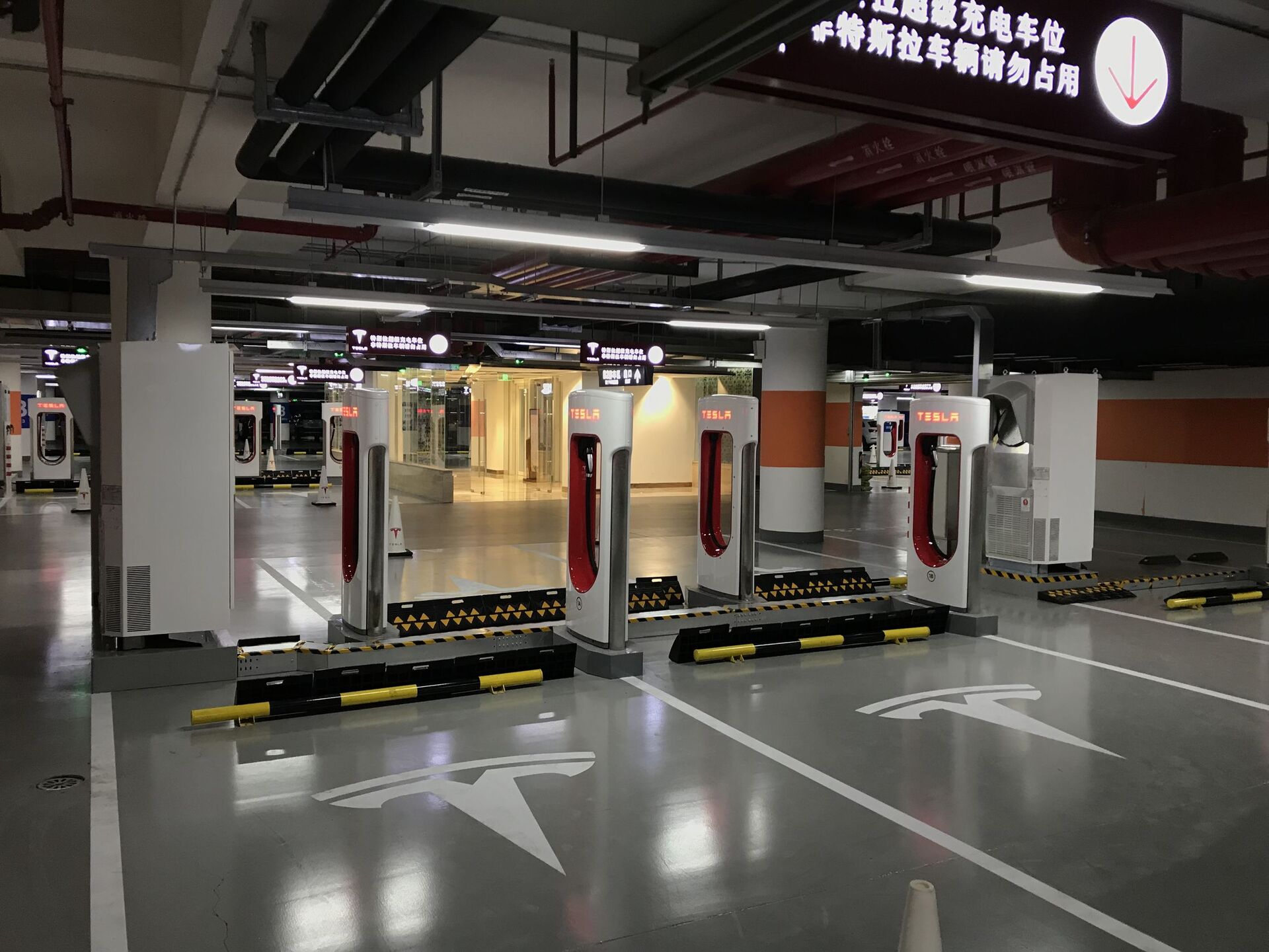 Supercharger v Šanghaji
