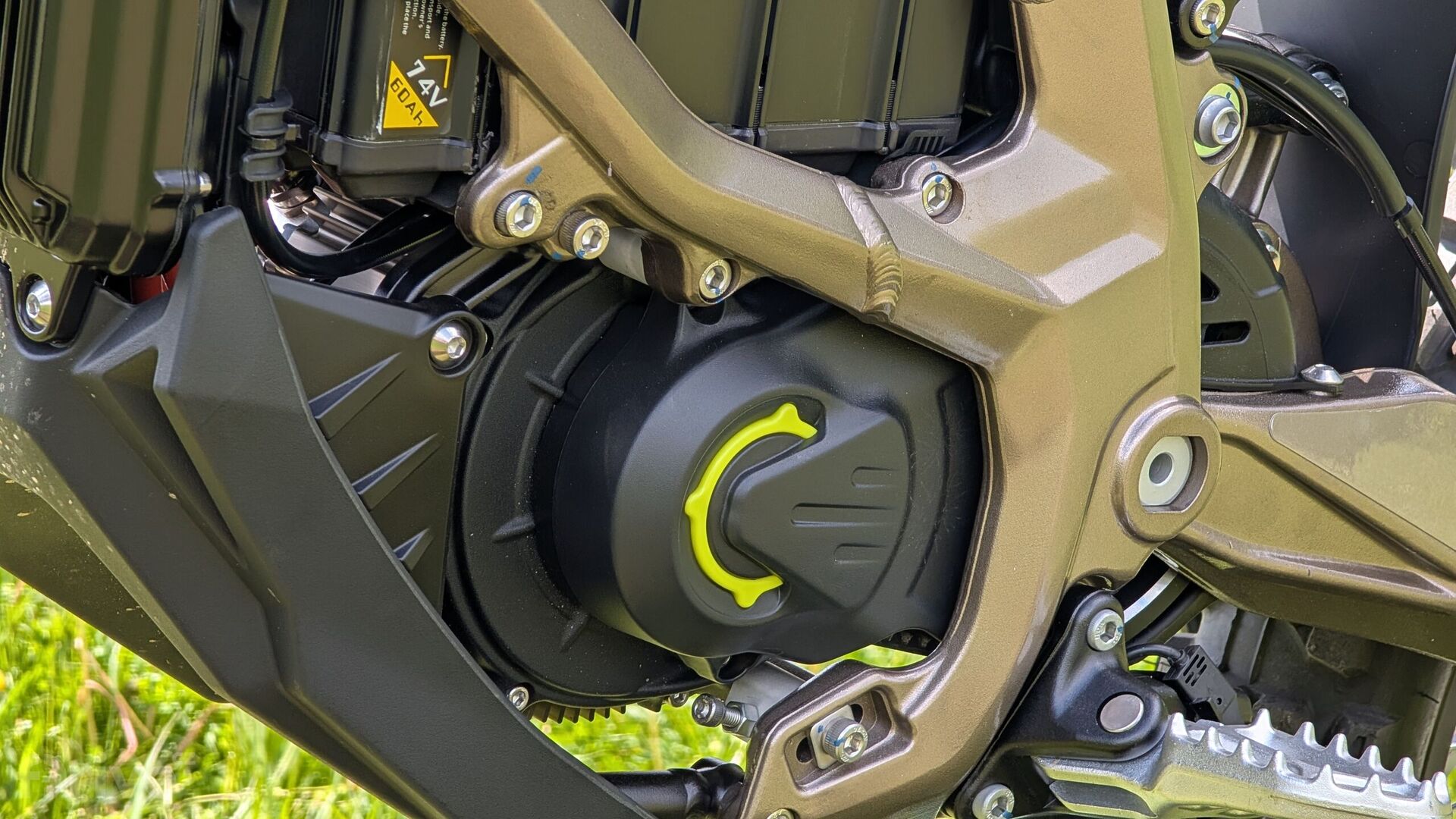 Sur-Ron Ultra Bee 2025