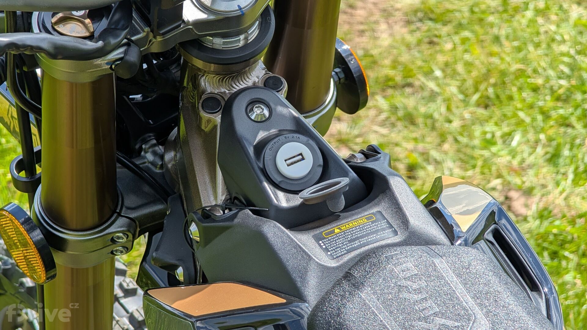 Sur-Ron Ultra Bee 2025