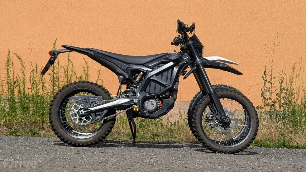 Talaria Komodo a Sur-Ron Ultra Bee