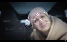 Táňa Malíková ve voze Škoda Enyaq RS iV