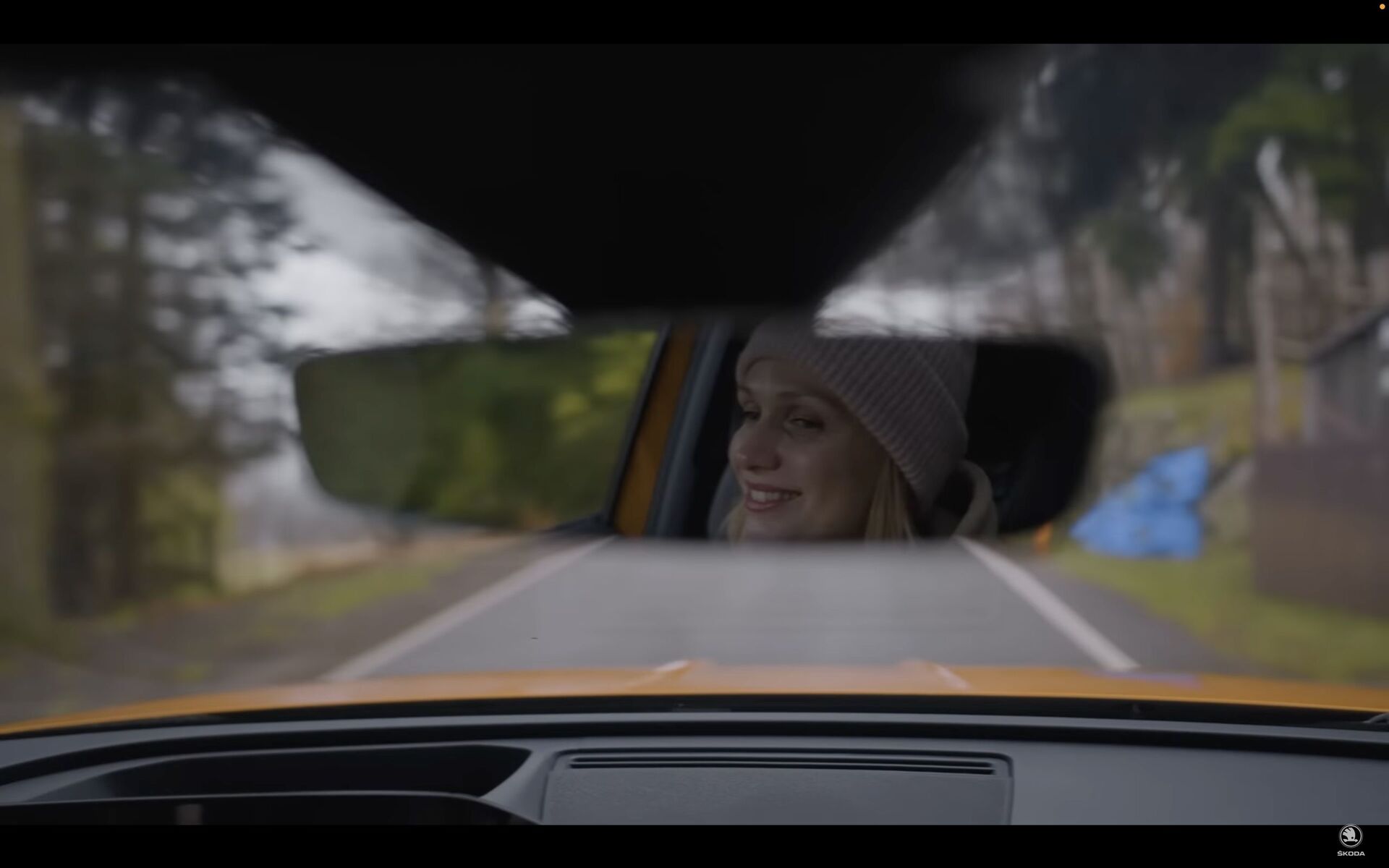 Táňa Malíková ve voze Škoda Enyaq RS iV