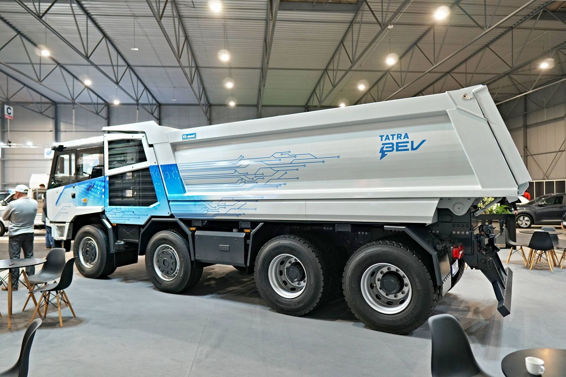 Tatra Force e-Drive BEV 8x8
