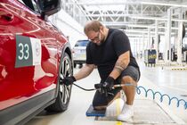 Technická přejímka na Škoda Economy Run 2025