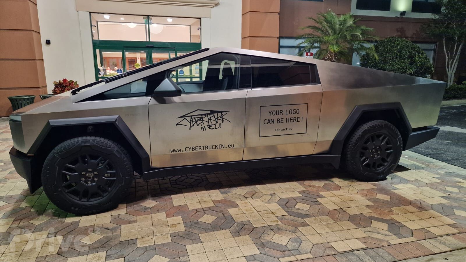 Tesla Cybertruck