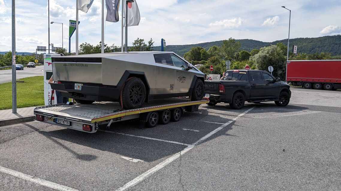 Tesla Cybertruck