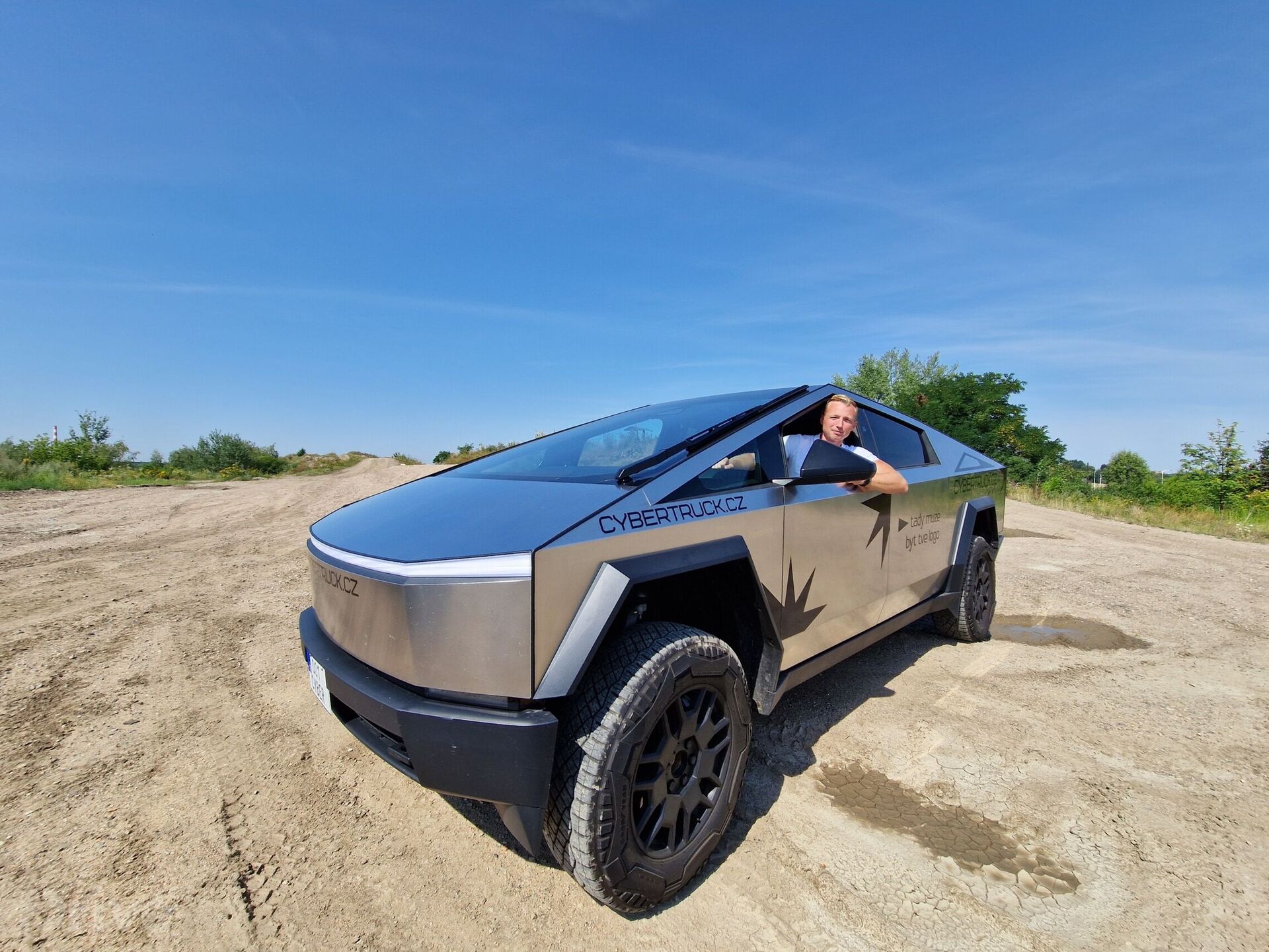 Tesla Cybertruck