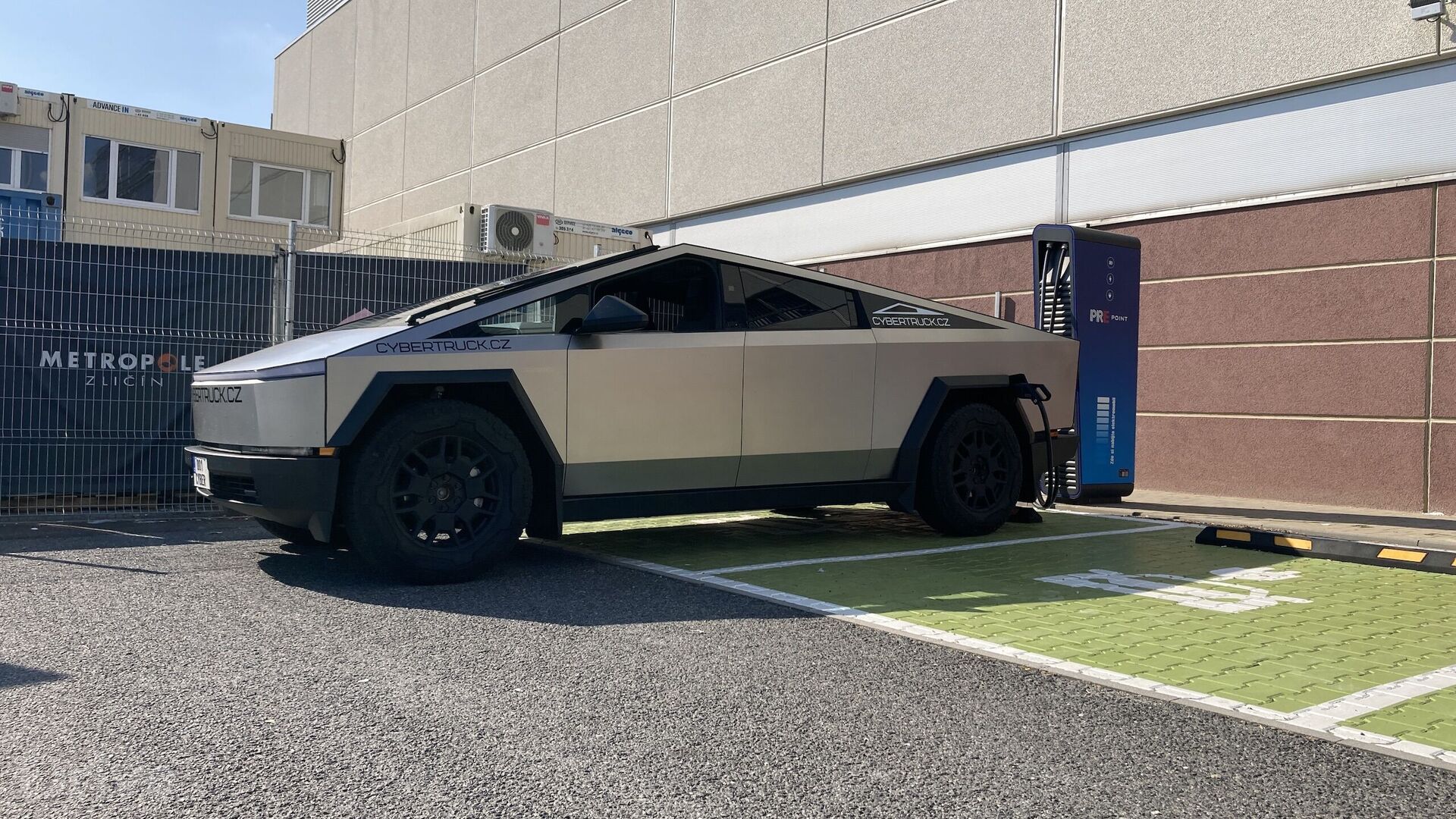 Tesla Cybertruck