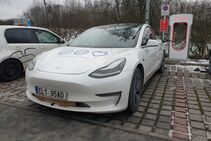 Tesla Model 3 - světový rekord na 24 hodin
