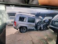 Tesla Model 3 a nehoda s Jeepem